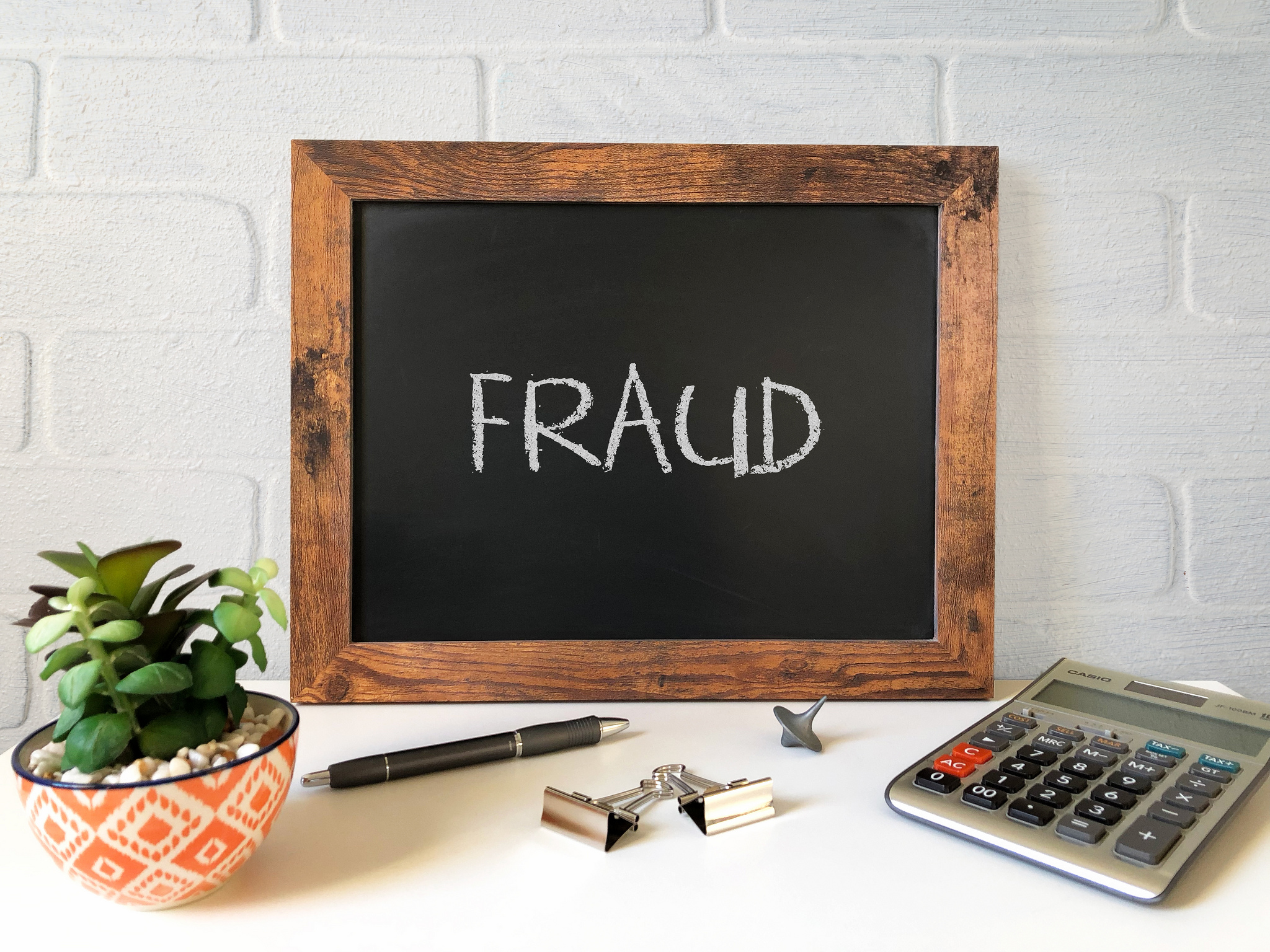 Insurance_How-To-Avoid-Auto-Insurance-Fraud